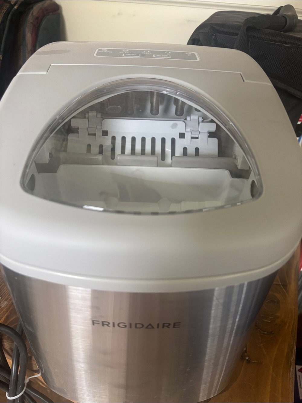 Frigidaire Ice Maker